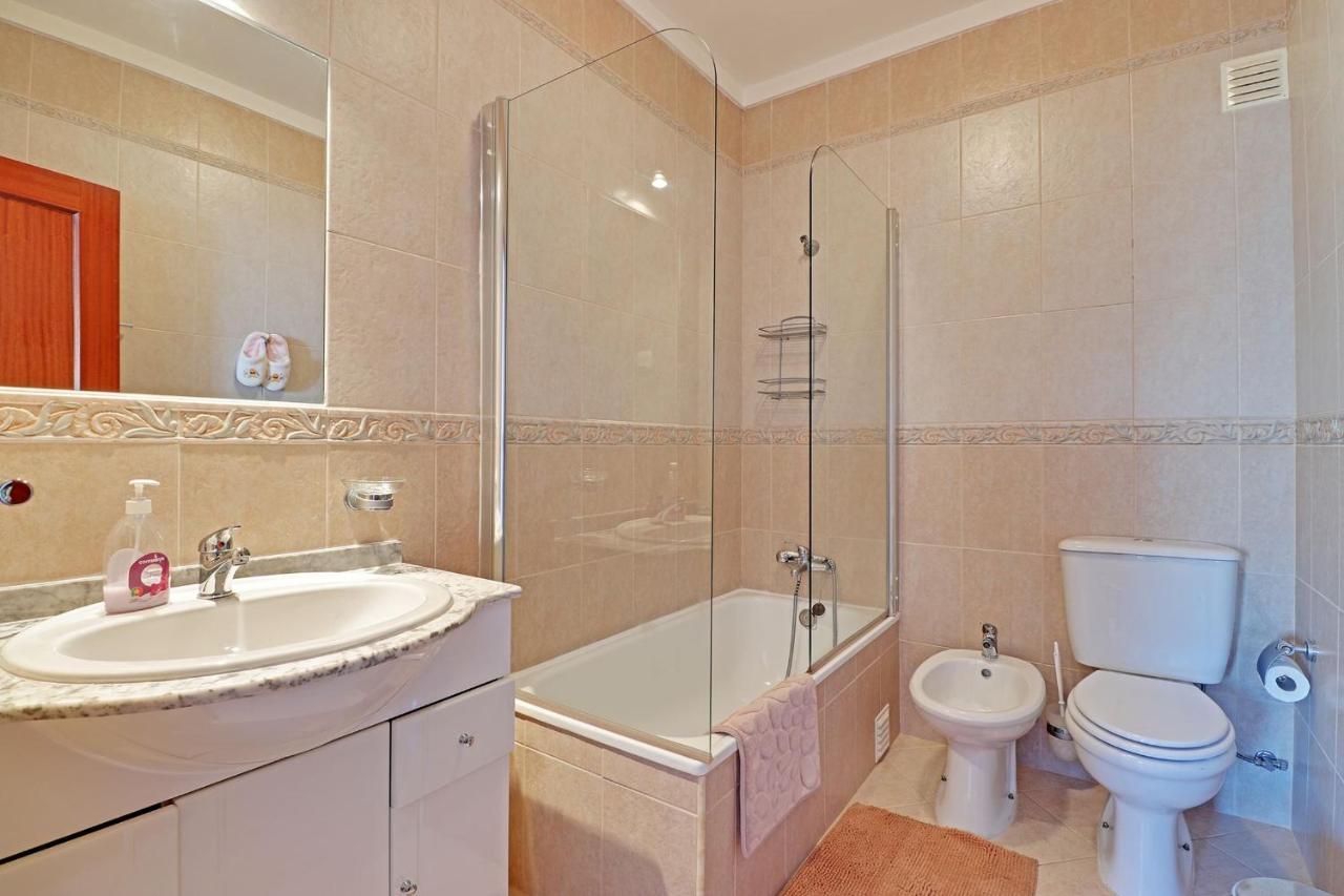Praia Da Rocha Central 1 With Pool By Homing بورتيماو المظهر الخارجي الصورة