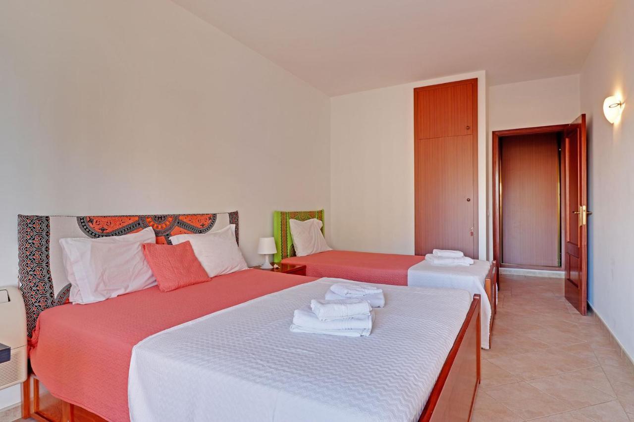Praia Da Rocha Central 1 With Pool By Homing بورتيماو المظهر الخارجي الصورة