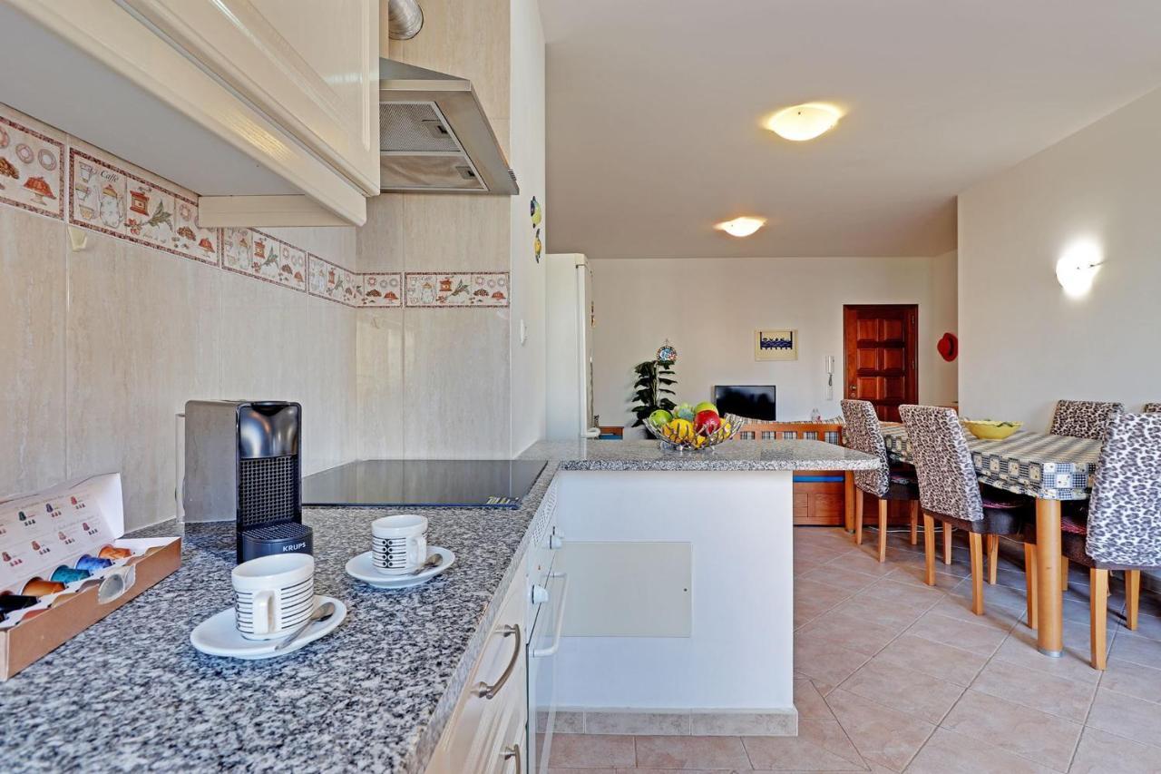 Praia Da Rocha Central 1 With Pool By Homing بورتيماو المظهر الخارجي الصورة